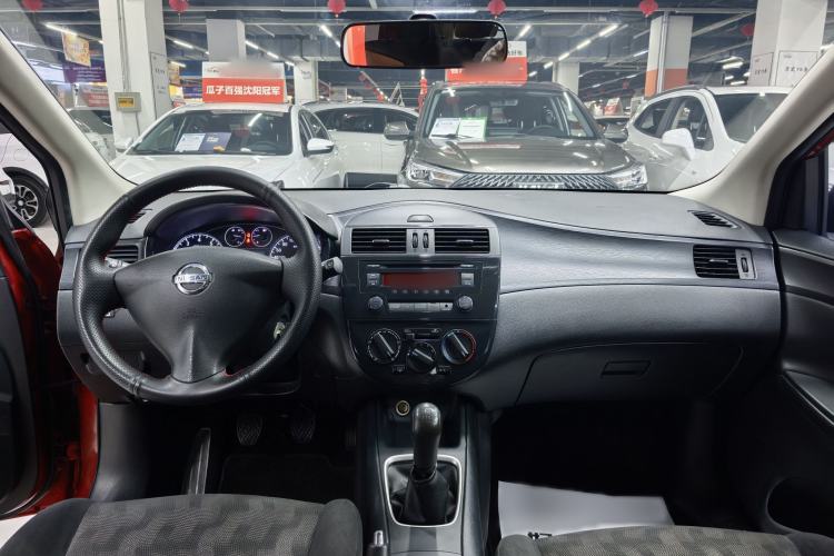 Used Nissan Tiida 2014 1.6L Manual Comfort Model
