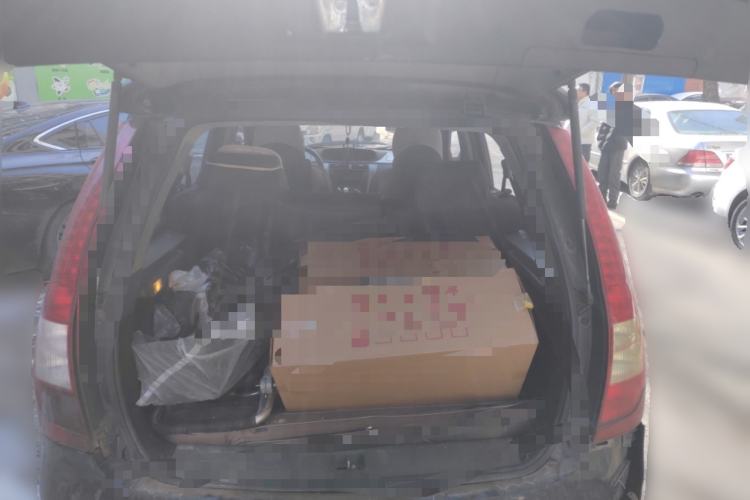 Used FORTHING Joyear 2012 XL 1.5L Manual Comfort Model Trunk