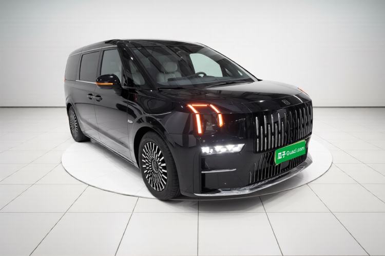 Used Zeekr 009 2024 7-Seater Walk-Through Version Four-Wheel Drive 108 kWh
