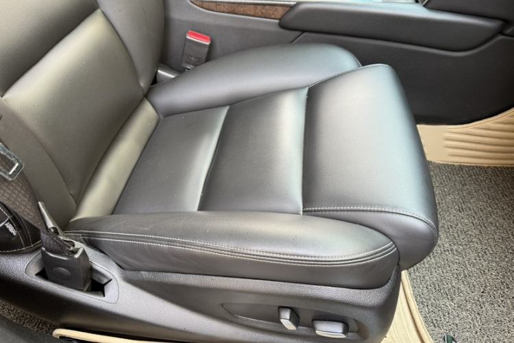 Used Cadillac XTS 2018 28T Tech Edition Interior 7