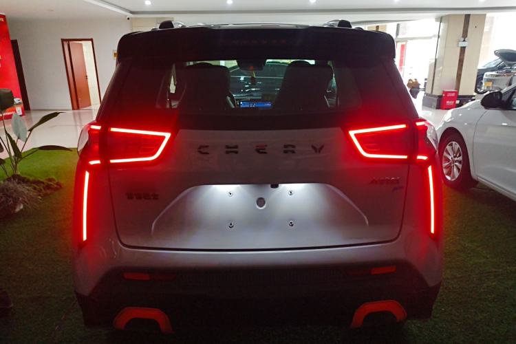 Used Chery New Energy Boundless Pro 2022 301km "Divine Beast" Version with Lithium Iron Phosphate Rear