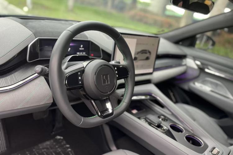 Used Zeekr 001 2023 ME Edition 100 kWh Interior 4