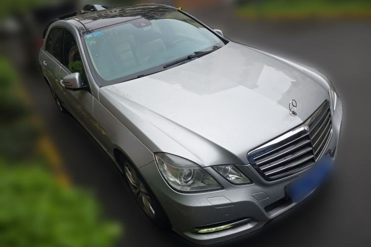 Used Mercedes-Benz E-Class 2011 E 260 L CGI Fashion Model
