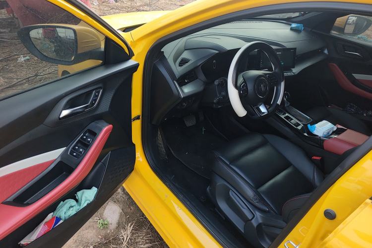 Used MG 5 2021 Revised Version 180 DVVT CVT Youth Luxury Edition Driver Seat