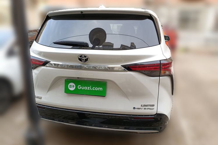 Used Toyota Sienna 2024 2.5L Hybrid Four-Wheel Drive Prestige Edition
