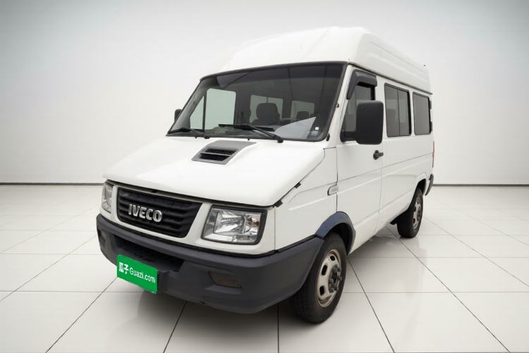 Used Iveco Daily 2021 2.5T A35 M1 Passenger Van 5-9 Seater Short Wheelbase Mid-Roof Design Dual Tires Manual Doors Guazi used car, China used car export, Used car for sale, Used  cars, Cheapest cars for sale