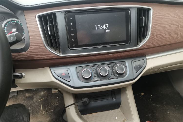 Used FORTHING Lingzhi 2020 M5 1.6L Luxury 7-Seater