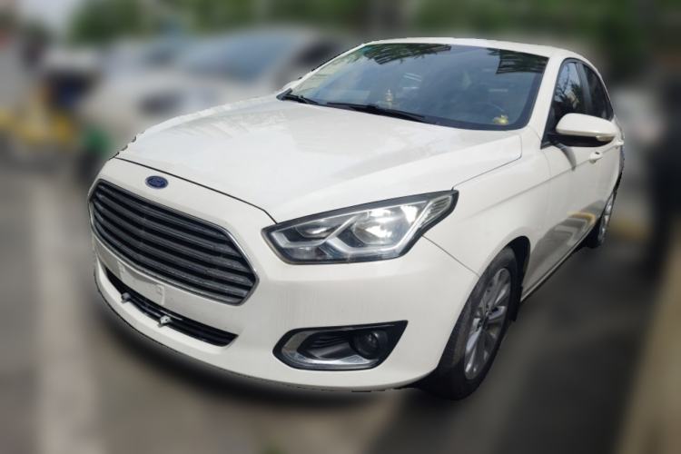 Used Ford Escort 2015 1.5L Automatic Fashion Model