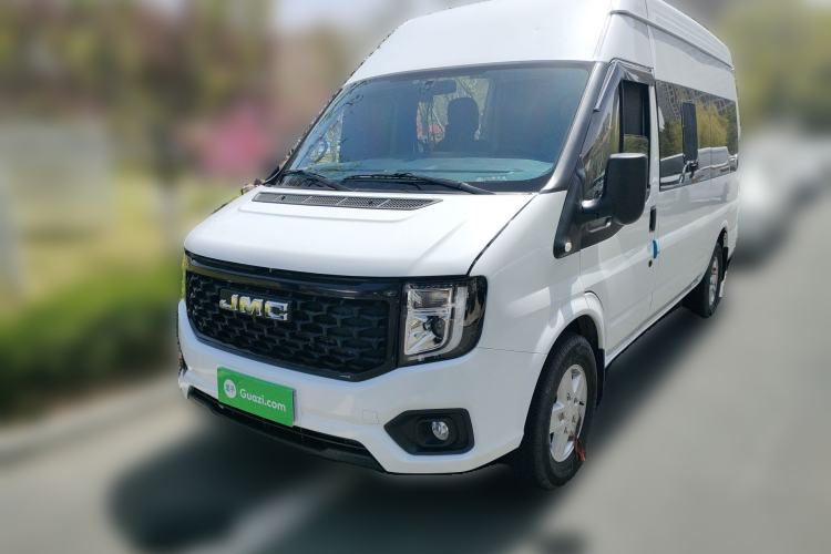 Used JMC Fushun 2023 2.0T Automatic Mid-Range High-Roof Commercial Multi-Purpose Passenger Vehicle with 6 Seats