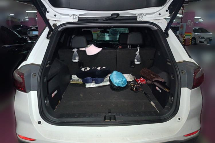 Used Chevrolet Equinox 2019 535T Automatic YuJie Edition China VI
