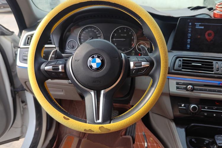 Used BMW 5 Series 2011 523Li Leading Model