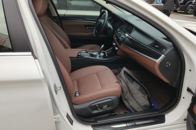 Used BMW 5 Series 2017 520Li Elegant Edition
