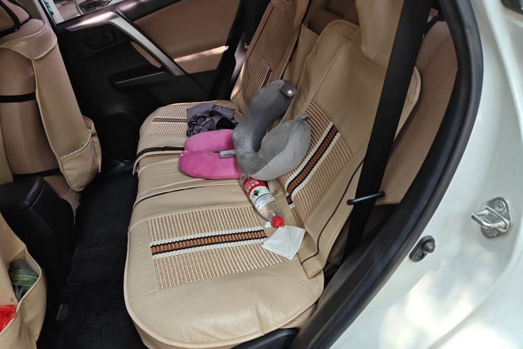 Used Toyota RAV4 2016 2.0L CVT Two-Wheel Drive Urban Edition China V Standard