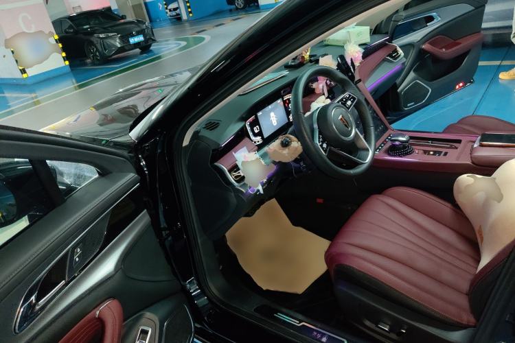 Used Hongqi H5 2024 1.5T DCT Smart Connect Flagship Edition Driver Seat