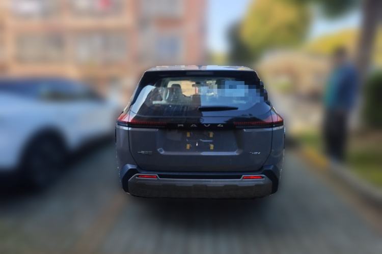 Used Toyota RAV4 2026 Model Dual-Engine 2.0L Two-Wheel Drive Luxury Edition