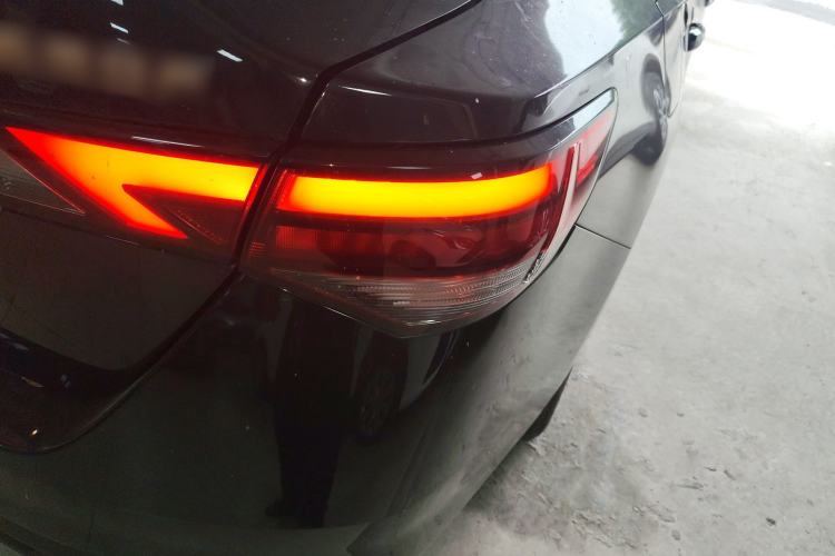 Used Nissan Sylphy 2023 1.6L CVT Black Gold Edition