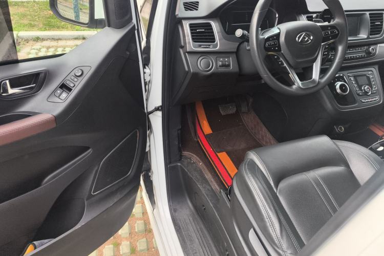 Used SAIC MAXUS G10 2022 2.0T Automatic Elite Edition Gasoline 7-Seater