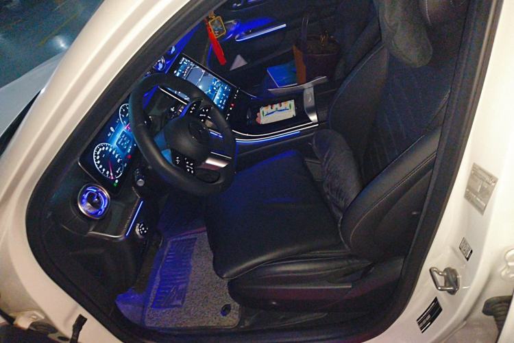 Used Mercedes-Benz C-Class 2023 Second Facelift C 260 L Starry Night Sports Edition
