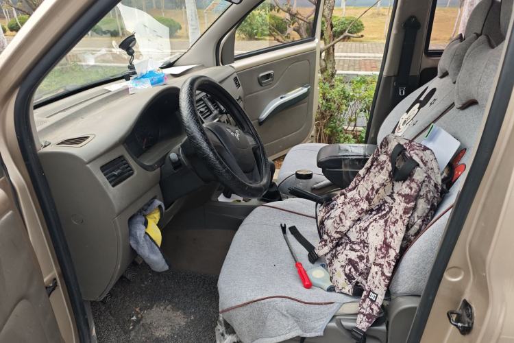 Used Wuling Rongguang V 2018 1.5L Practical Version Left Front Seat