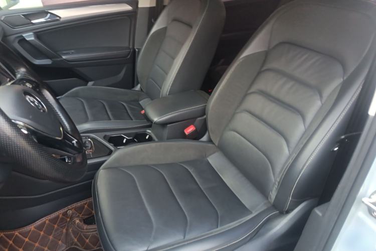 Used Volkswagen Tiguan L 2018 330TSI Automatic Two-Wheel Drive Luxury Edition Left Front Seat