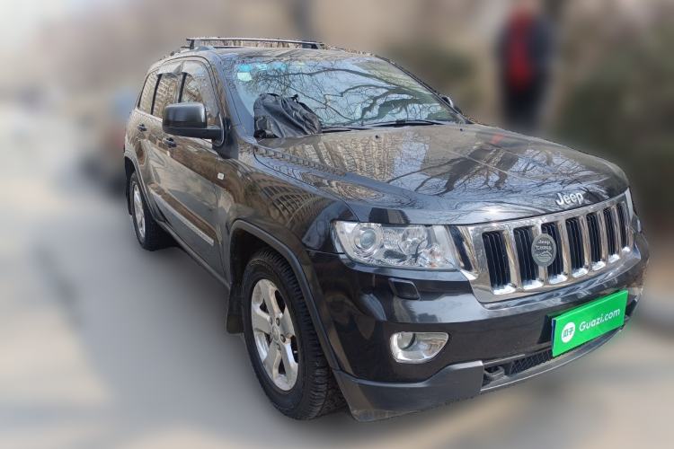 Used Jeep Grand Cherokee 2011 Revised Version 3.6L Comfort Edition
