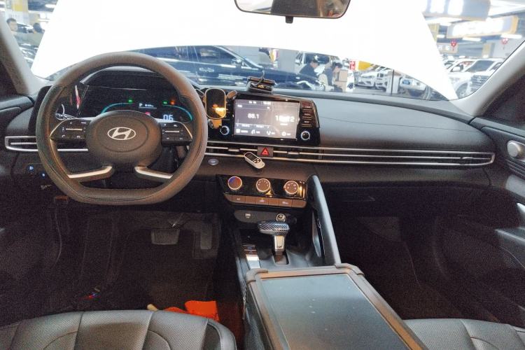 Used Hyundai Elantra 2023 1.5L CVT GLX Elite Edition