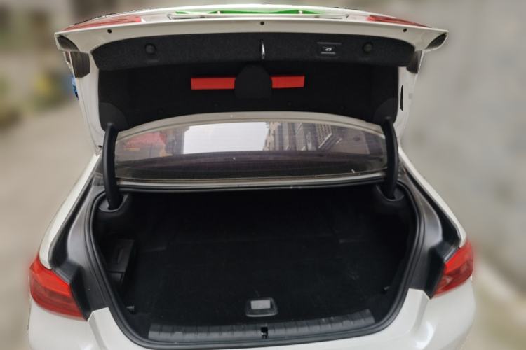 Used BMW 5 Series New Energy 2019 530Le Luxury Package Trunk
