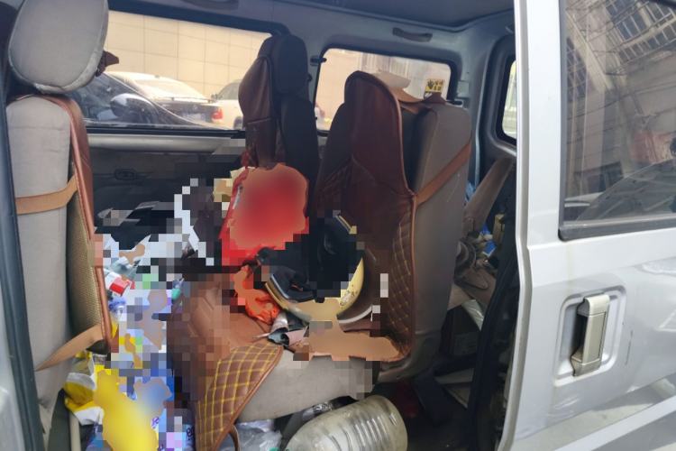 Used Wuling Rongguang 2011 1.2L Base Version
