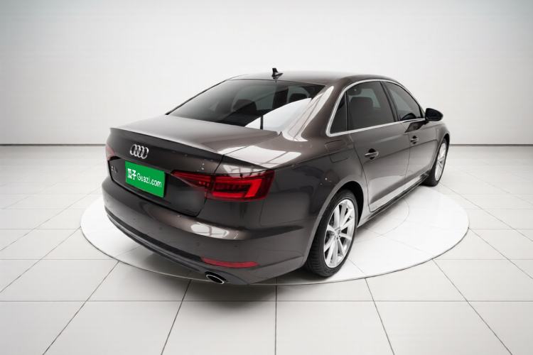Used Audi A4L 2018 30th Anniversary Edition 40 TFSI Fashion Model Rear Right 45 Deg