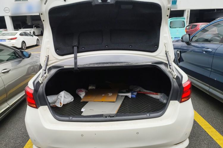 Used Toyota Crown 2017 2.0T Sport Edition Trunk