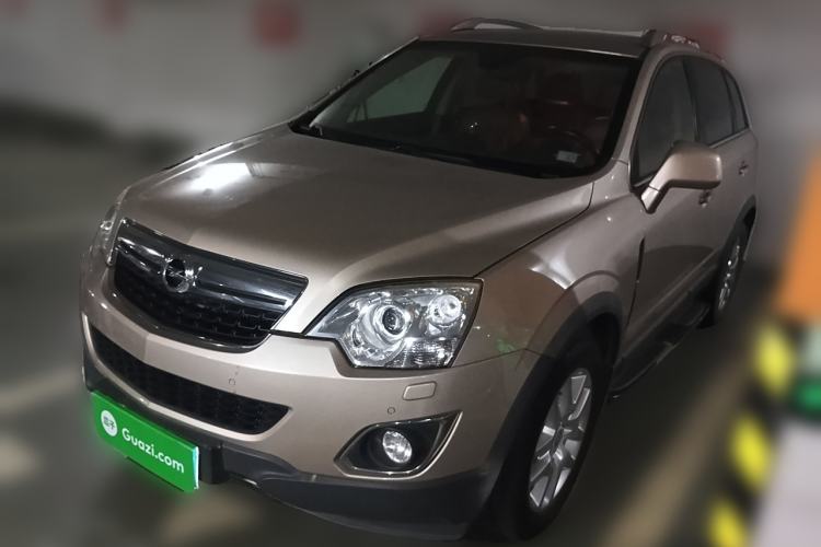 Used Opel Antara 2011 2.4 Luxury Two-Wheel-Drive Version