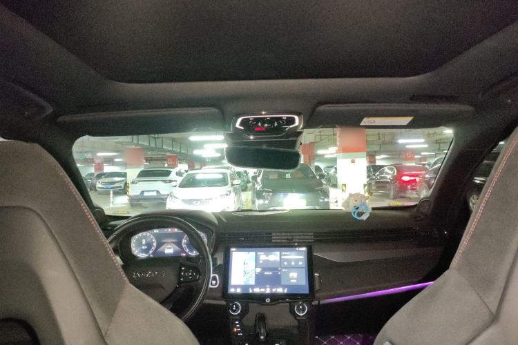 Used Lynk & Co 05 2022 2.0TD Four-Wheel Drive Dynamic Halo Headliner