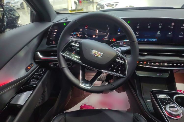 Used Cadillac GT4 2023 25T Luxury Model