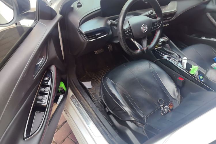 Used Buick Verano 2023 Pro GS Swift Edition Driver Seat