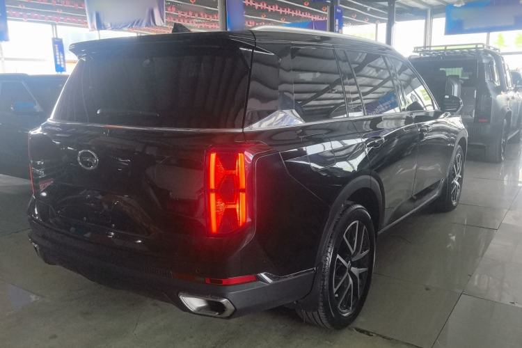 Used GAC Trumpchi GS8 2022 Linghang Series 2.0 TGDI Two-Wheel-Drive Luxury Smart Connectivity Version (7 Seats)
