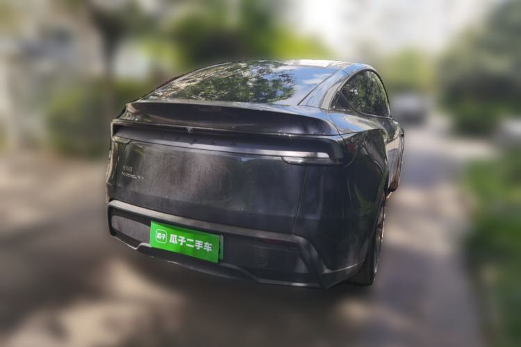 Used Tesla Model Y 2025 Long-Range All-Wheel-Drive Version Rear Right 45 Deg