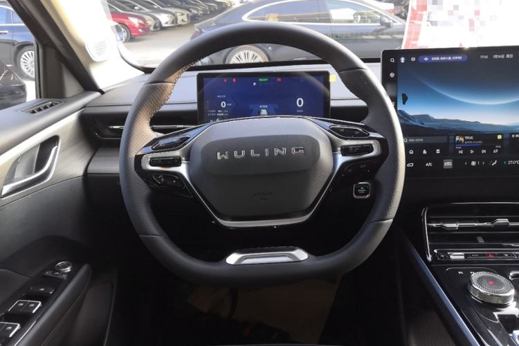 Used Wuling Xingguang 2024 Co-Creation Edition 150 Flagship Model