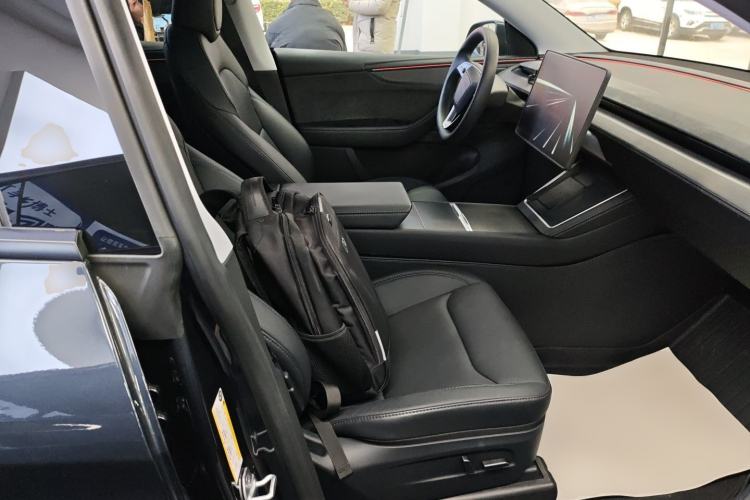 Used Tesla Model Y 2025 Long-Range All-Wheel Drive First Edition
