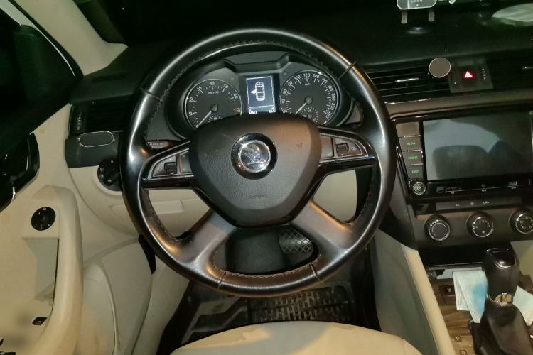 Used Skoda Octavia 2015 1.6L Automatic Yijun Edition