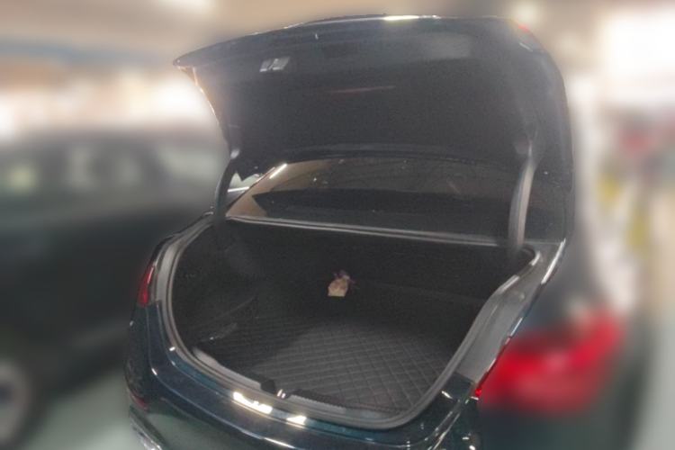 Used Mercedes-Benz C-Class 2023 C 200 L Sport Edition Trunk