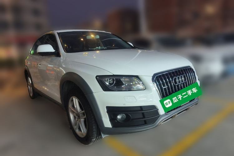 Used Audi Q5 2017 Plus 40 TFSI Technology Model