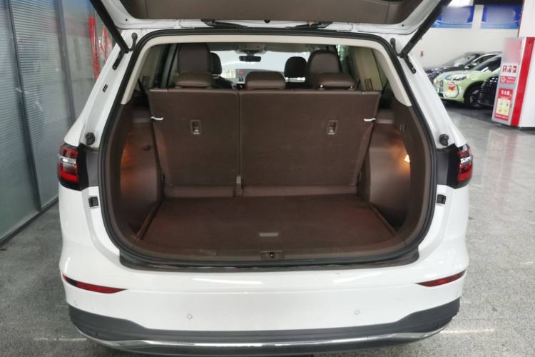 Used Volkswagen Viloran 2024 330TSI Luxury Edition