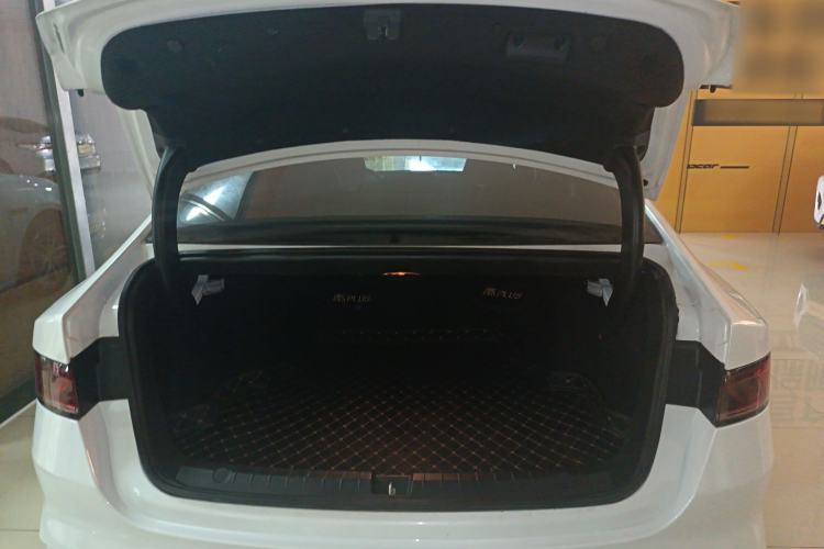 Used BYD Qin PLUS 2021 EV 400KM Luxury Model