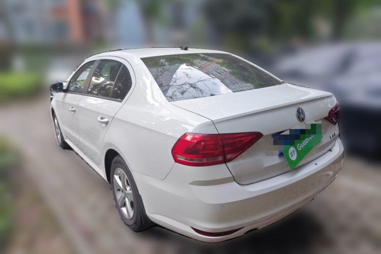 Used Volkswagen Lavida 2015 1.6L Automatic Fashion Edition
