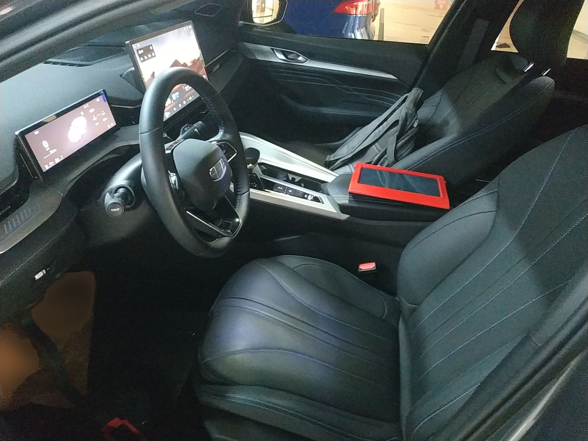 Переднее сиденье в автомобиле