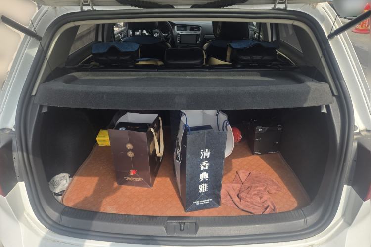 Used Volkswagen Golf 2016 230TSI Automatic Luxury Version
