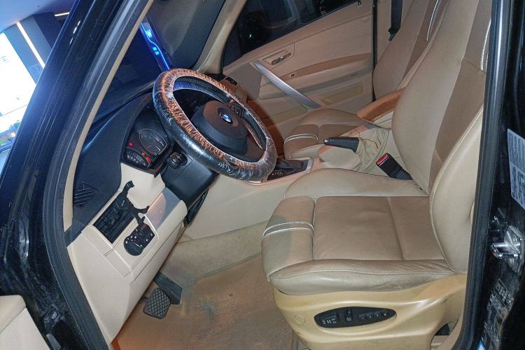 Used BMW X3 2009 xDrive25i Luxury Plus Model Left Front Seat