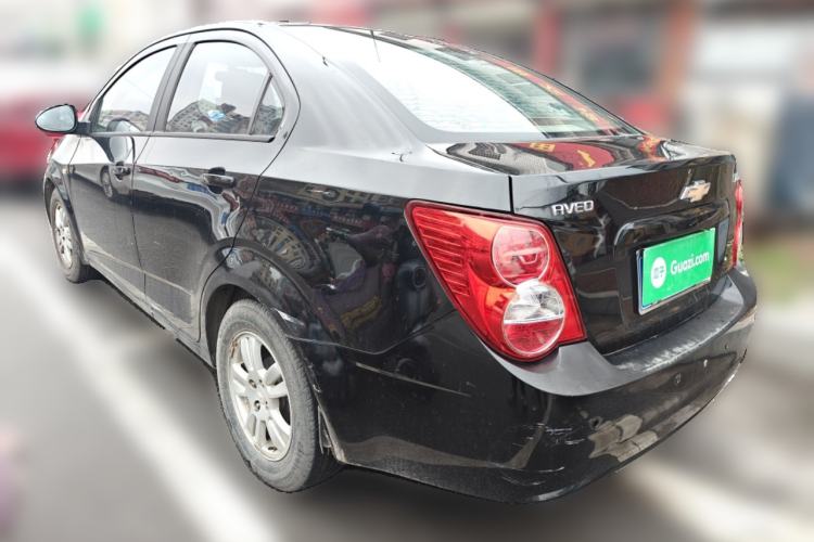 Used Chevrolet Aveo Sonic 2011 Sedan 1.4L Manual Transmission SE

