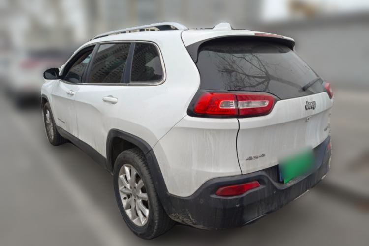 Used Jeep Cherokee 2014 2.4L Luxury Edition
