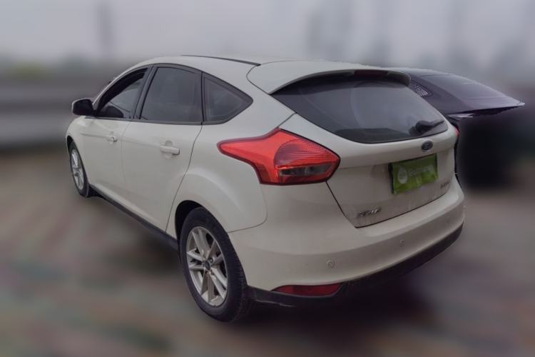 Used Ford Focus 2015 Hatchback 1.6L Automatic Fashion Edition Rear Left 45 Deg